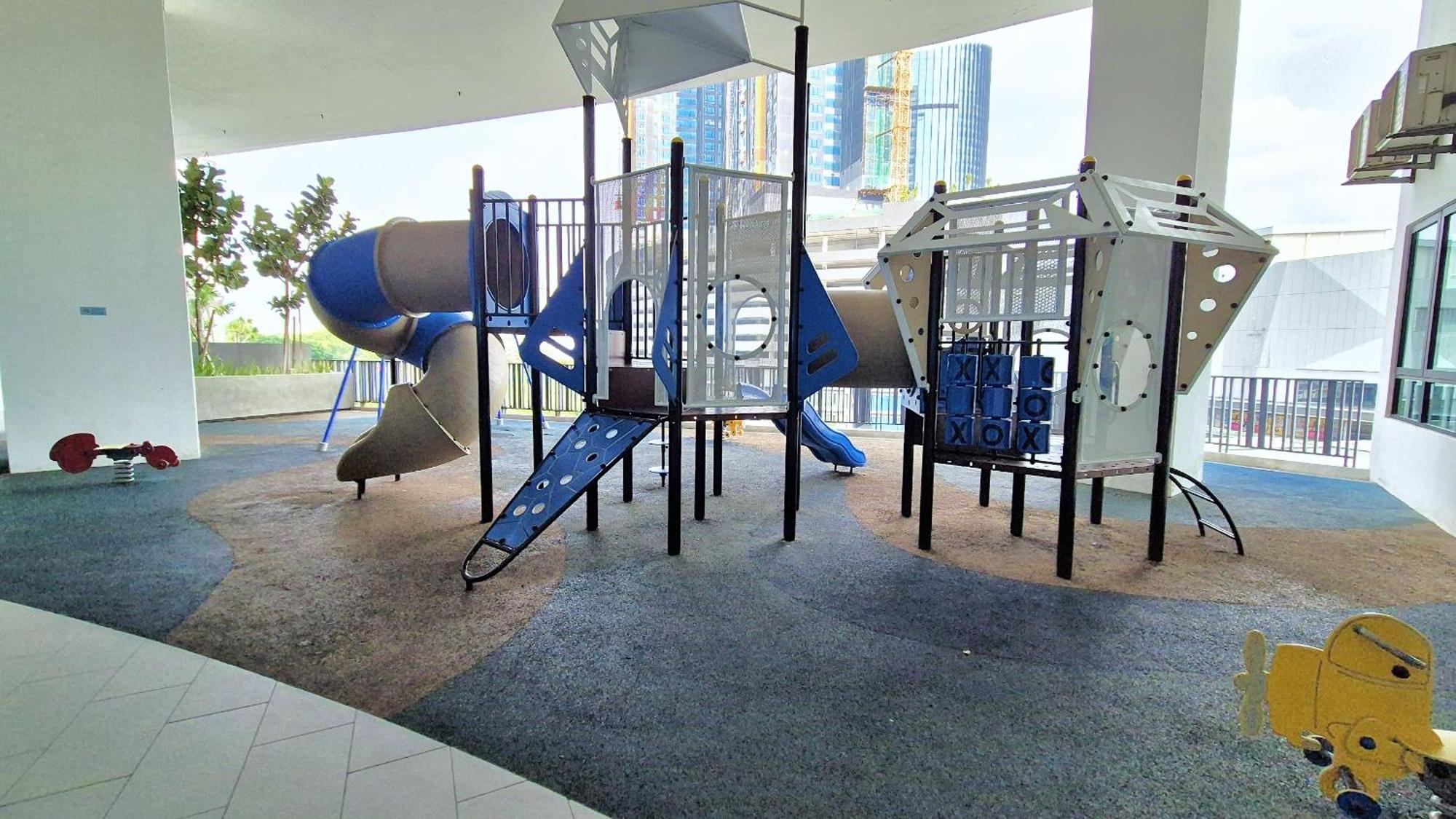 9Pax 2R2B Family Suite, I-City, I-Suite, Hyde, Beside Theme Park, Wifi 50-55" Smart Tv Shah Alam Exterior photo