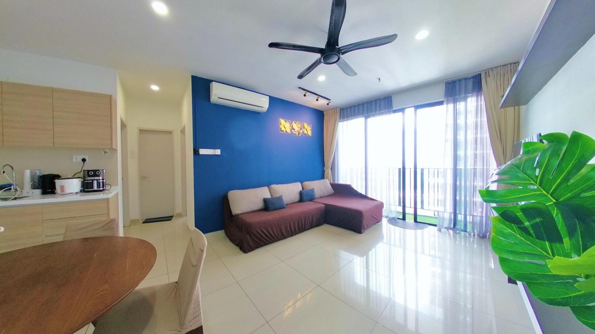 9Pax 2R2B Family Suite, I-City, I-Suite, Hyde, Beside Theme Park, Wifi 50-55" Smart Tv Shah Alam Exterior photo