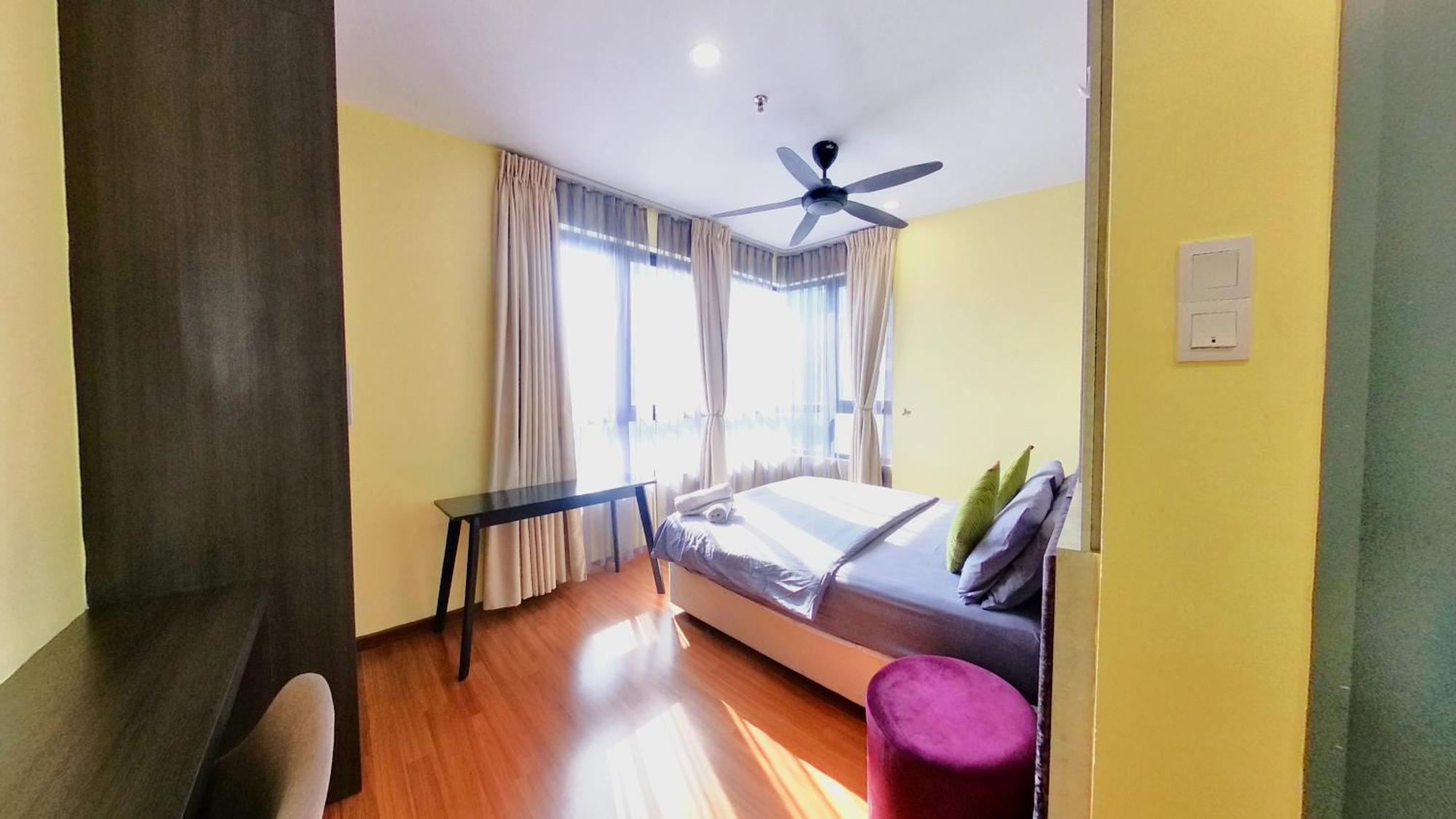 9Pax 2R2B Family Suite, I-City, I-Suite, Hyde, Beside Theme Park, Wifi 50-55" Smart Tv Shah Alam Exterior photo