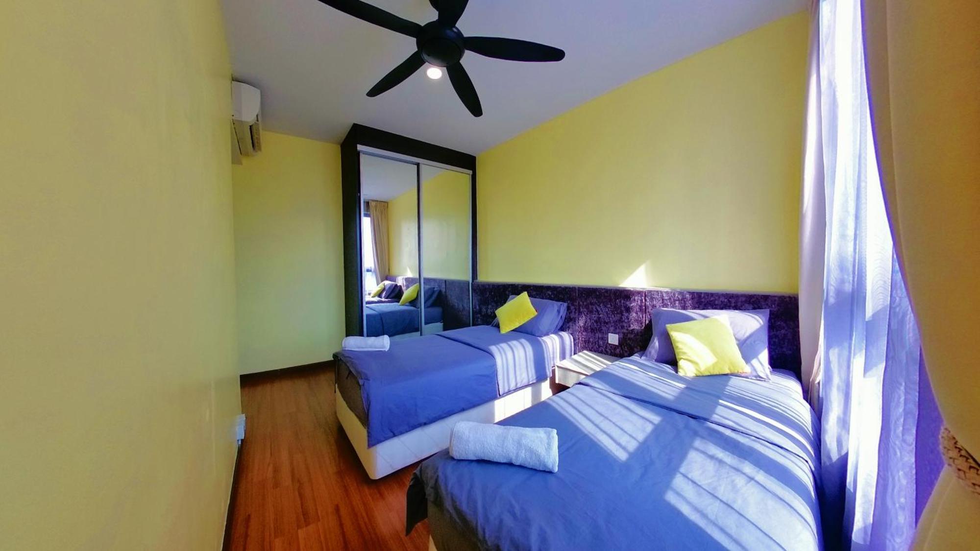 9Pax 2R2B Family Suite, I-City, I-Suite, Hyde, Beside Theme Park, Wifi 50-55" Smart Tv Shah Alam Exterior photo